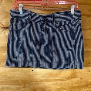 Y2K Office Siren Grunge Pinstripe Mini Skirt Navy White Gap Size 6